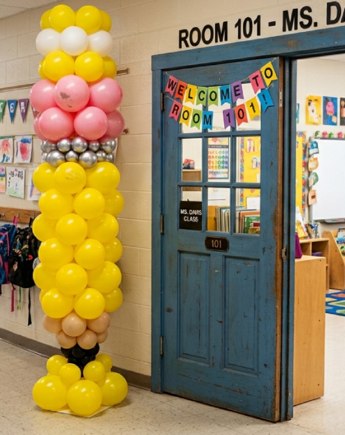 6FT Back to School Pencil Column  INDOOR