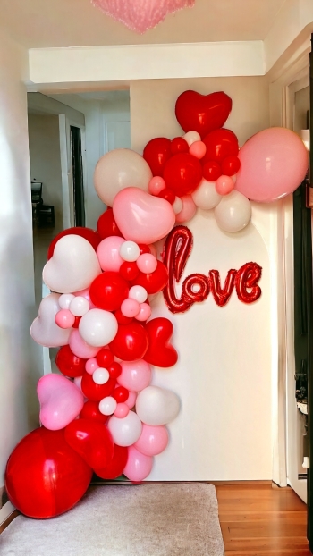 [3 DAY RENTAL] 6.6 ft Backdrop with Love Message and  Balloon Garland (Indoor)