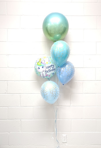Blue and Green Polka Dots Unicorn Birthday Balloon Bouquet