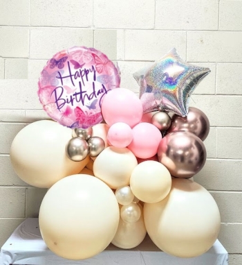 Blush Birthday Stand Up Cluster