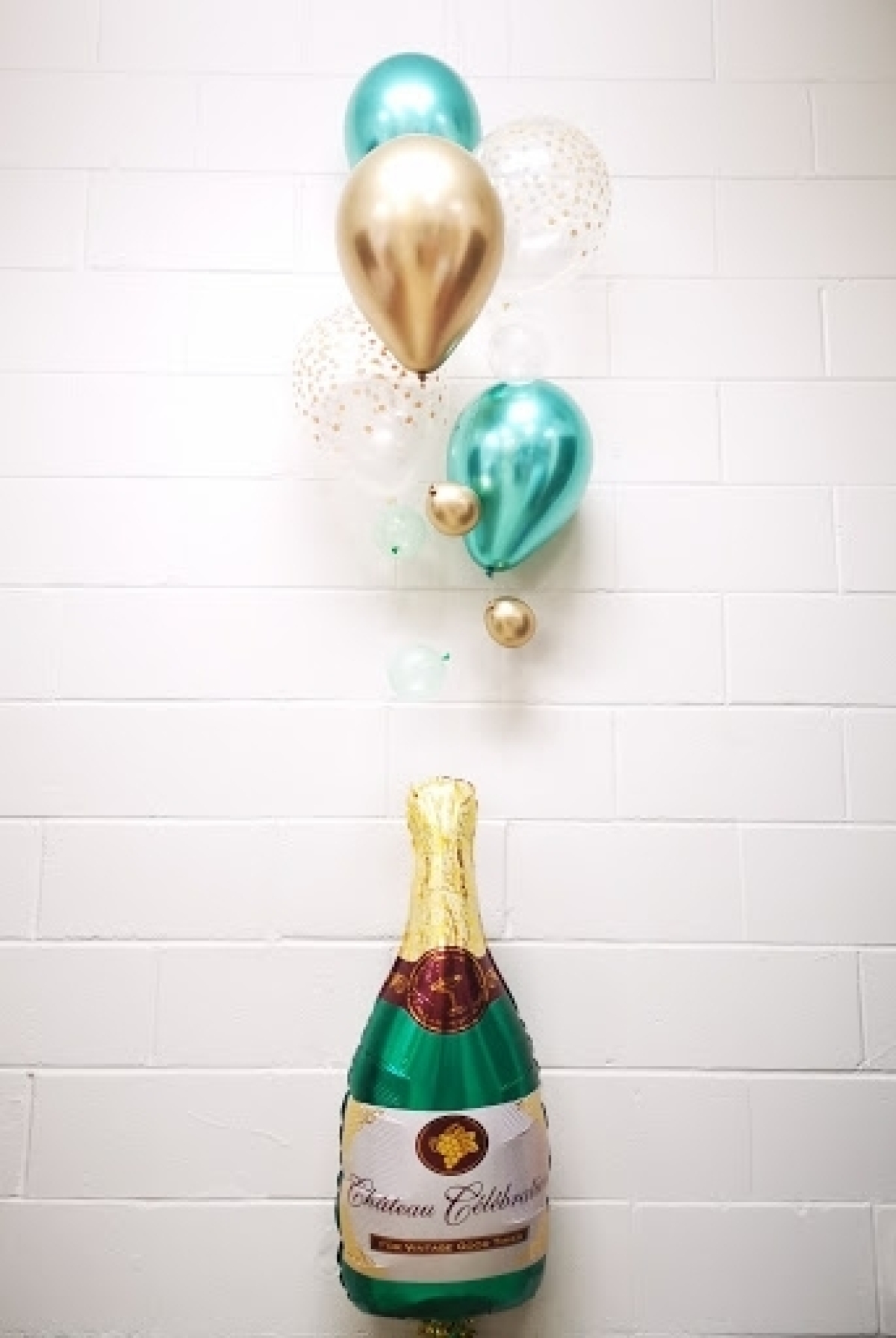 Champagne Pop Bouquet in Green 