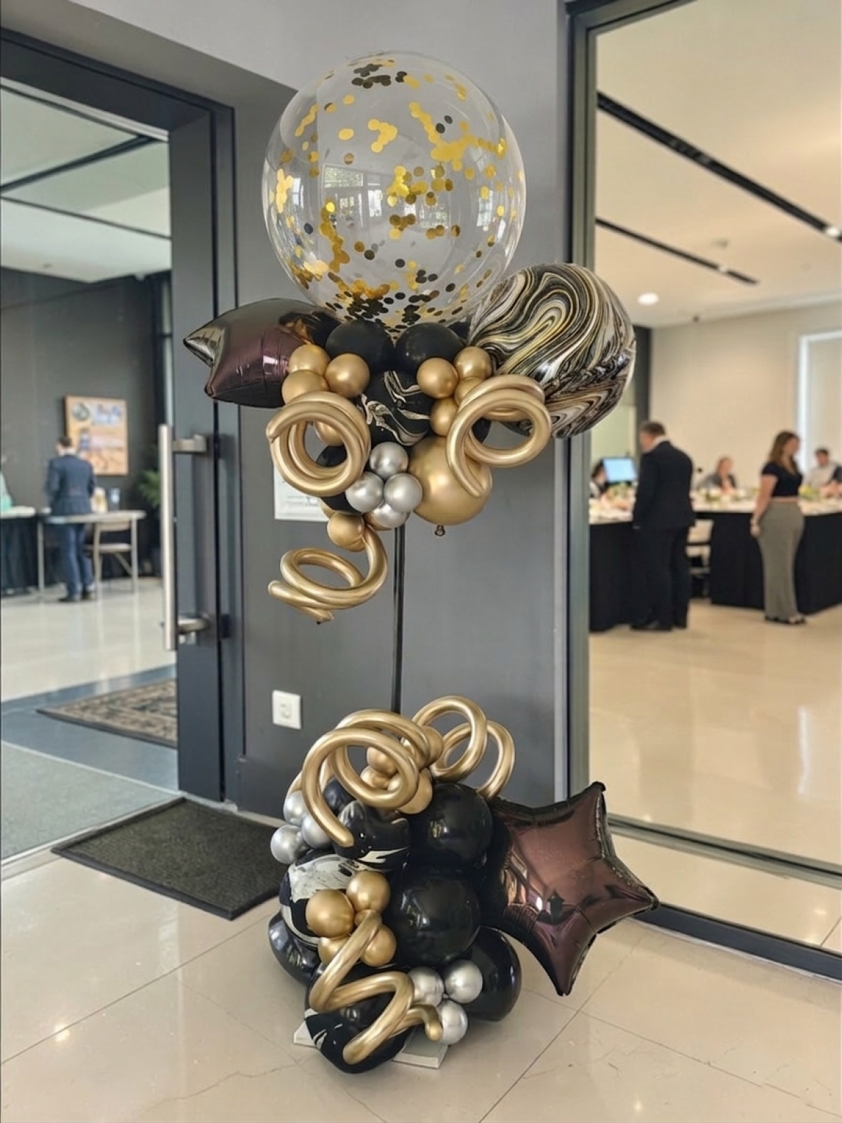 Chic Balloon Tower