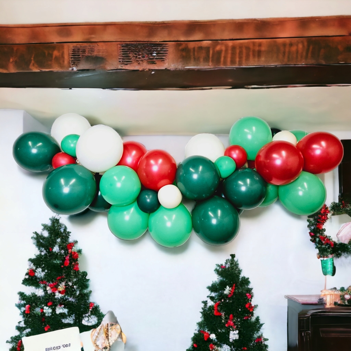 [6FT] Red & Green & White Christmas Festive Balloon Garland