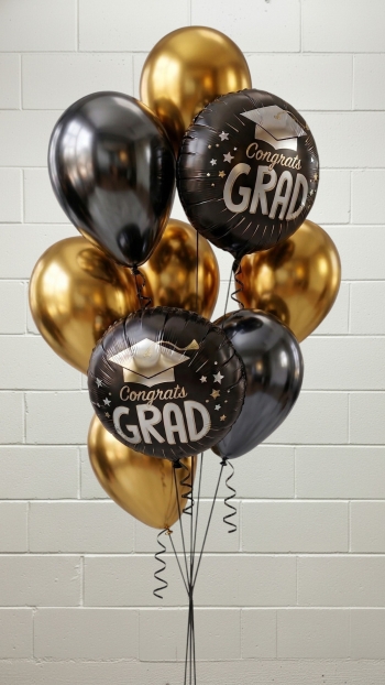 Congrats Grad Mini Balloon Bouquet of 7