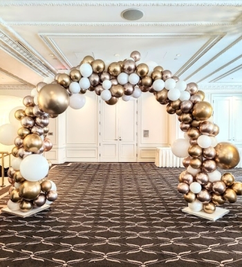 [10x10FT] Organic Luxurious Solid Colour Double Garland Arch Indoor