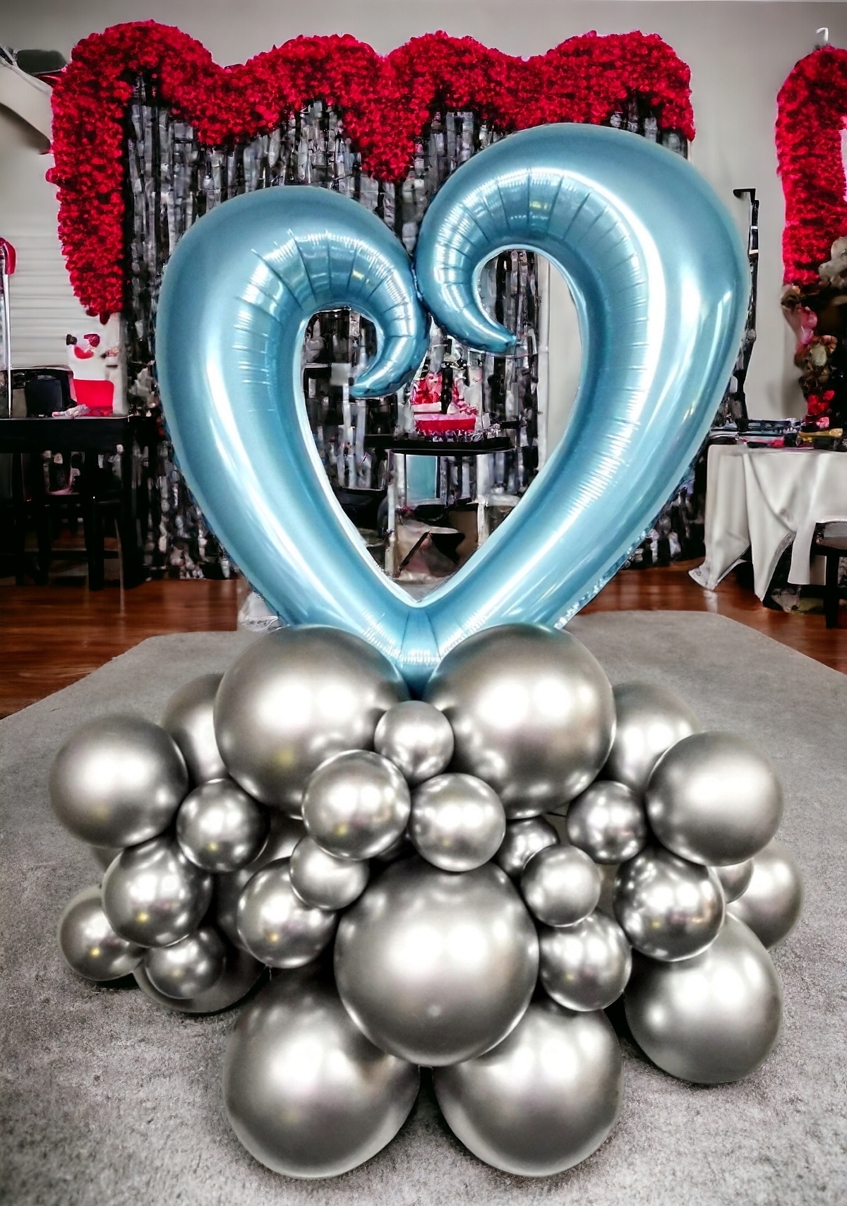 Sweet blue heart basic stand up 