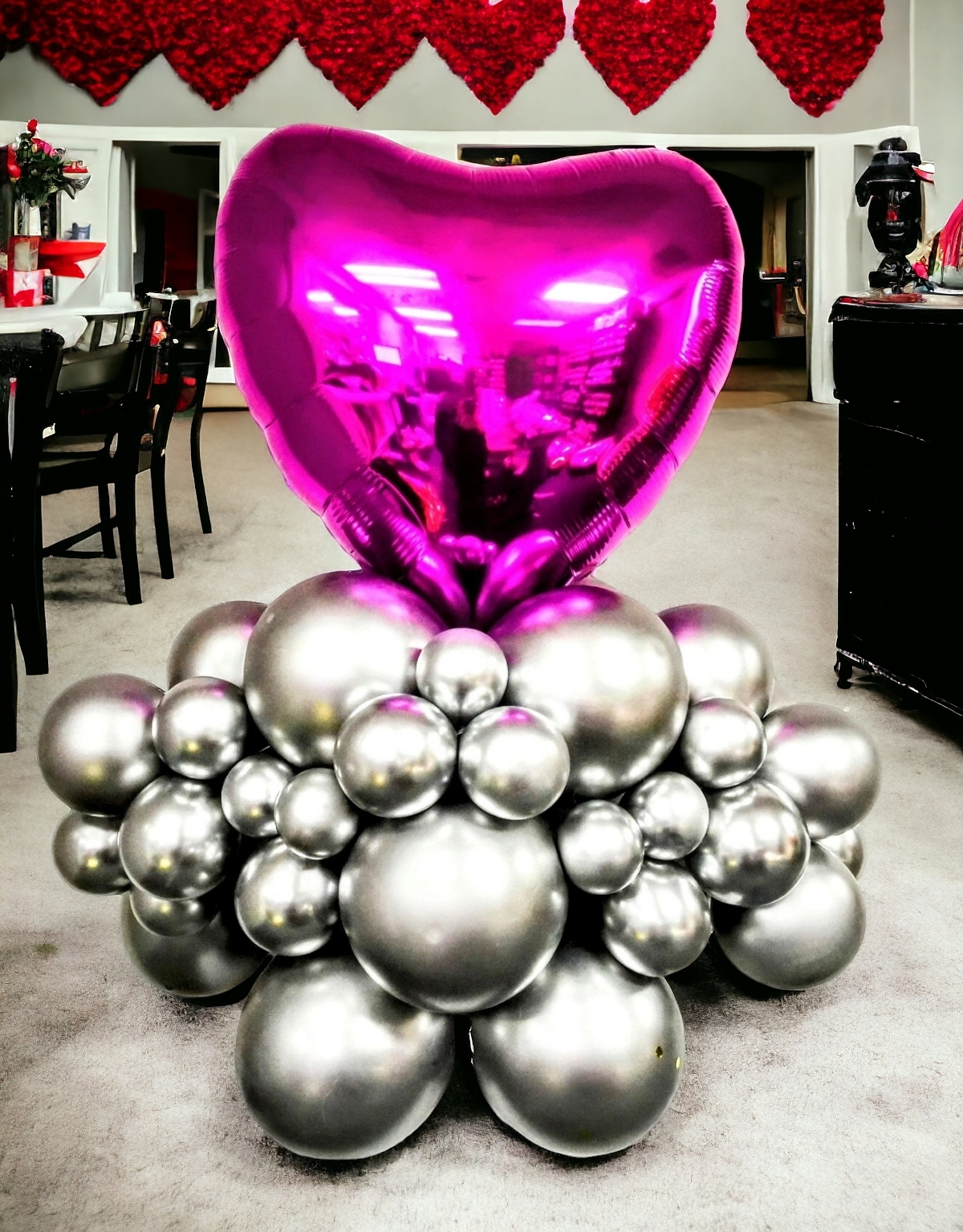 Basic fuchsia heart stand up 