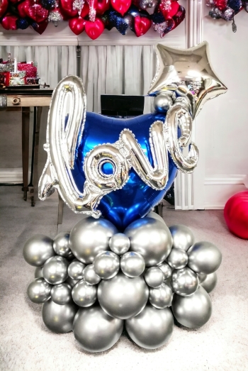 Blue love stand up 