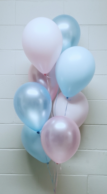 Metallic & Matte Pink & Blue Simple Bouquet