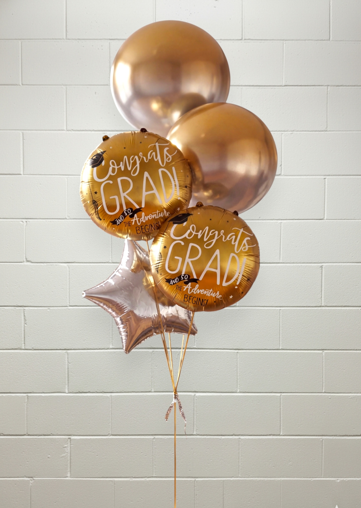 Metallic Ombre Congrats Grad Balloon Bouquet