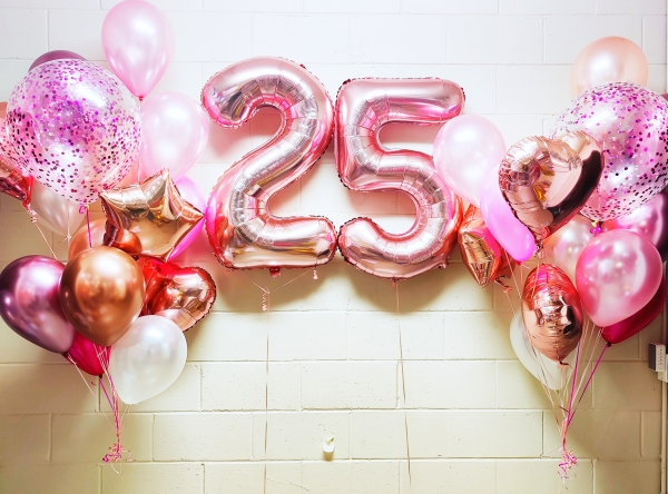 Ohmigawd Tiffany Look At Her Balloon Set Birthday Bunch