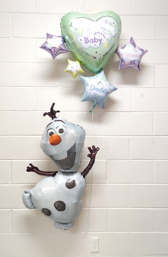 Olaf Junior Airwalker Welcome Baby Balloon Bouquet