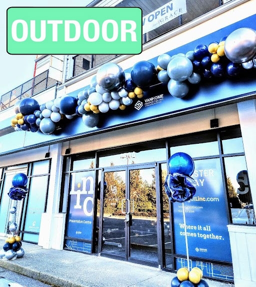 [25FT] Organic Chunky Balloon Garland + 2 [6FT] Frilly Columns - OUTDOOR