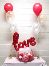 Savage Love Table Centerpiece Balloon Set