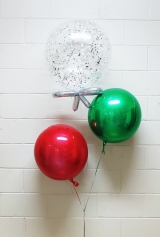 Simple Christmas Balls Balloon Bouquet