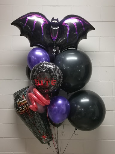 Supreme Halloween Bloody Darkness Balloon Bouquet 