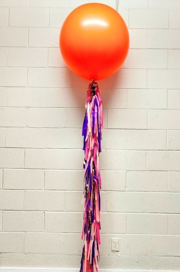 Wonky Ricciardo Tassel with 24 inch latex