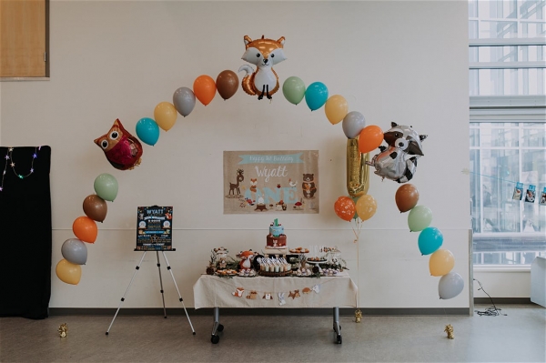 Woodland Critters Pearl Balloon Arch